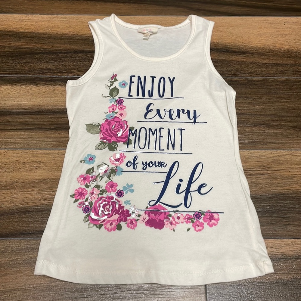 Girls cute tank top size M